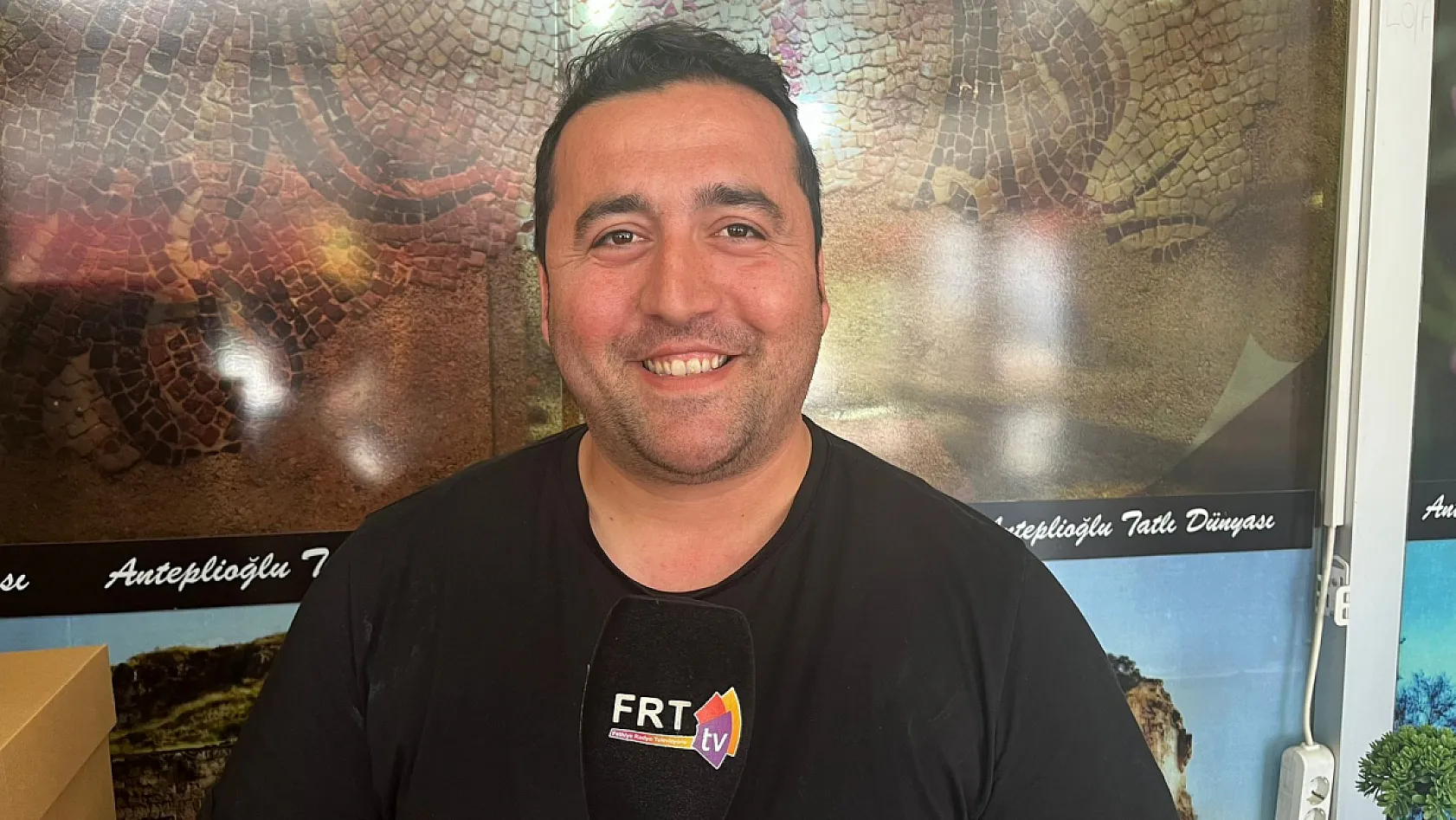 Fethiye'de Bayram Tatlılarına İlgi Arttı: Anteplioğlu Tatlı Dünyası'nda İndirim