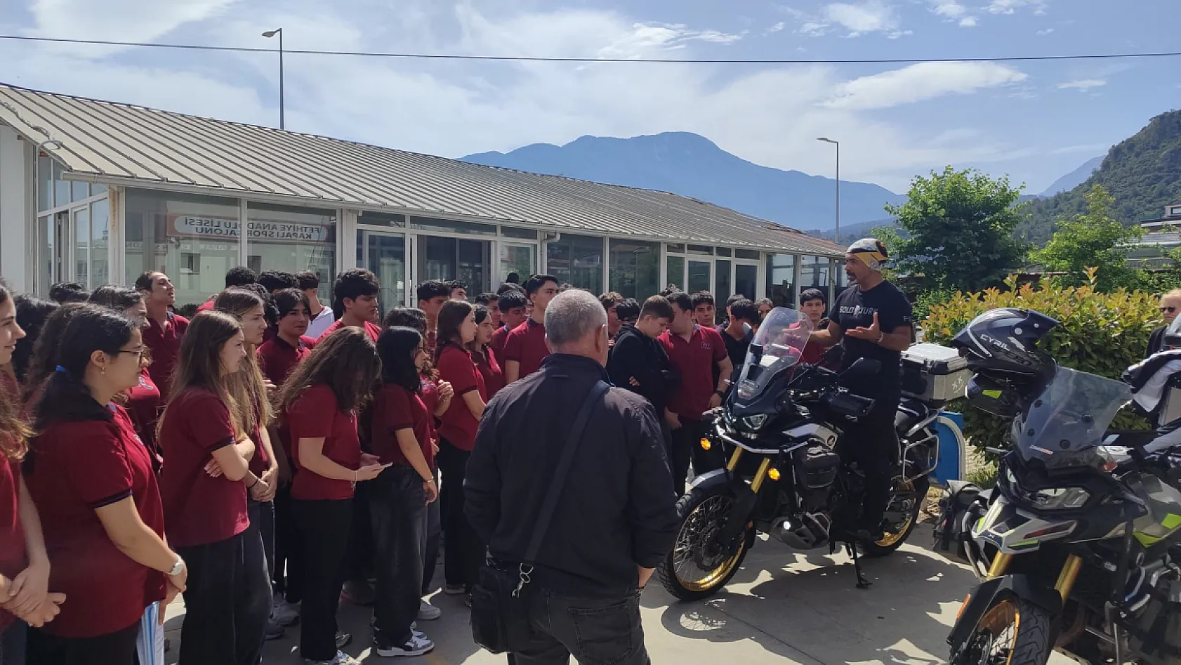 Fethiye'de Öğrencilere Güvenli Motosiklet Sürüş Eğitimi Verildi