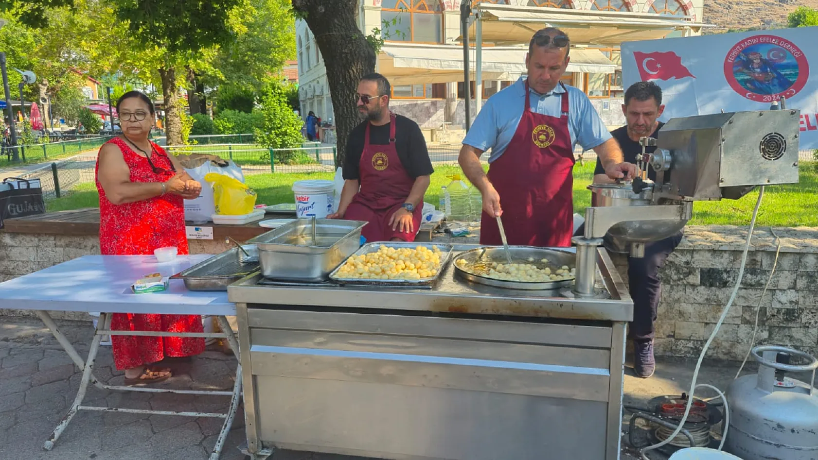 Fethiye'de Şehitlerimiz Adına Lokma Hayrı ve Mevlid-i Şerif