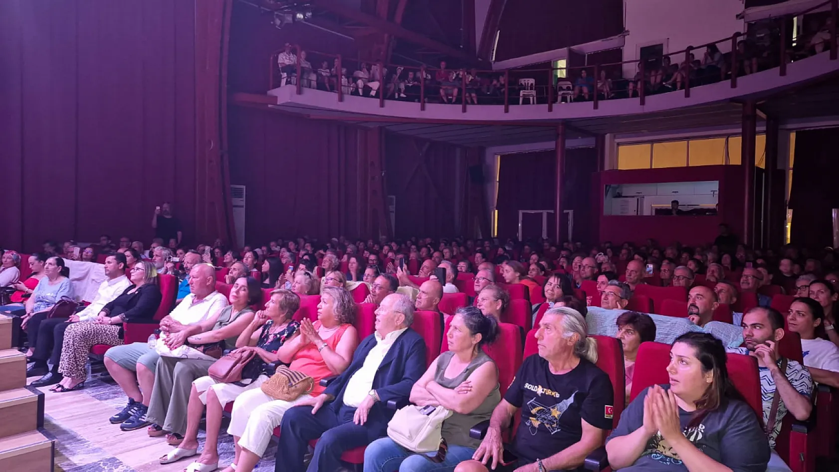 Fethiye'de 'Ustaların Dilinden' Konseriyle Muhteşem Sezon Finali