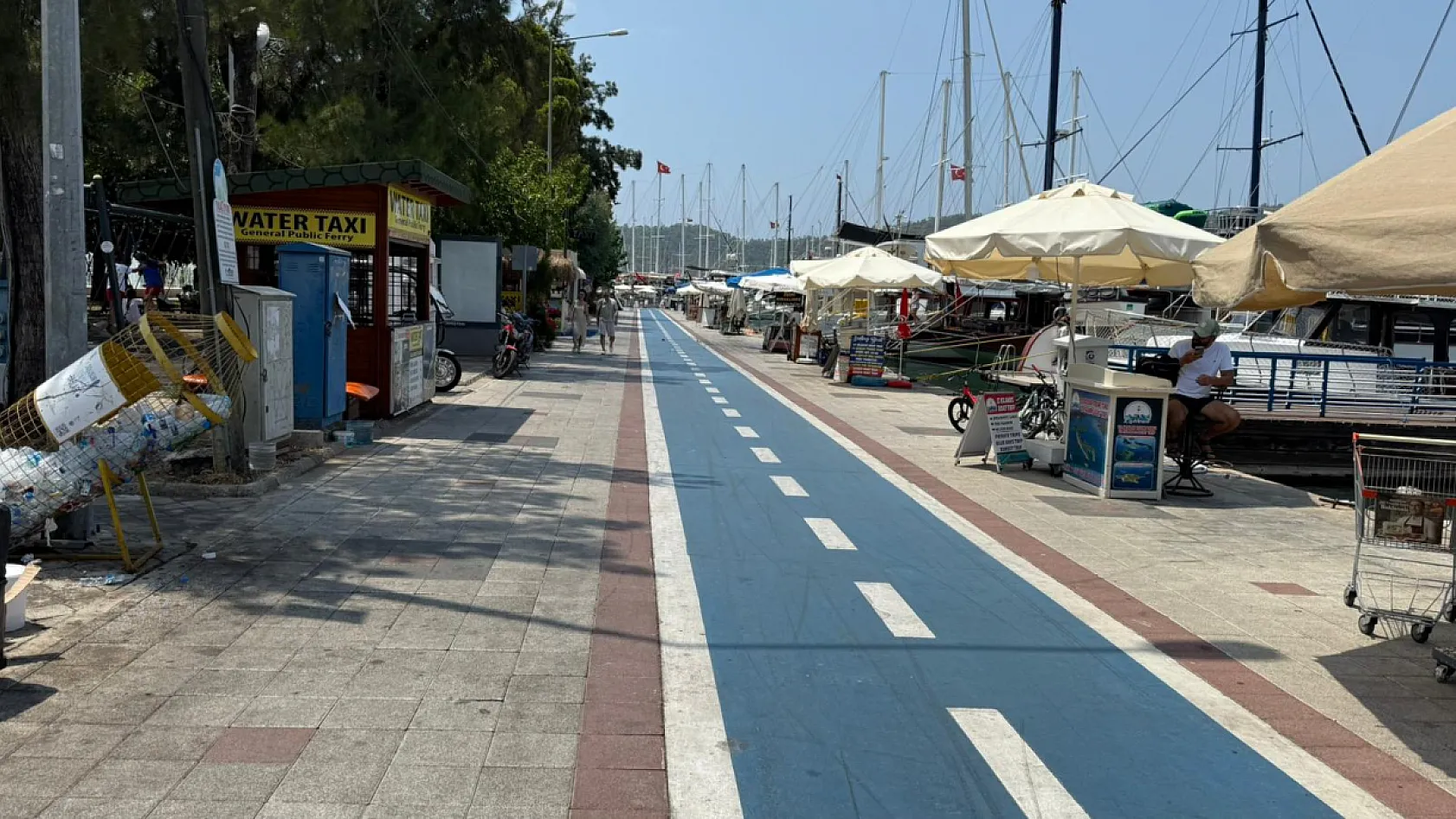 Fethiye'de Kavurucu Sıcaklar: Sokaklar ve Kordon Boyu Boş