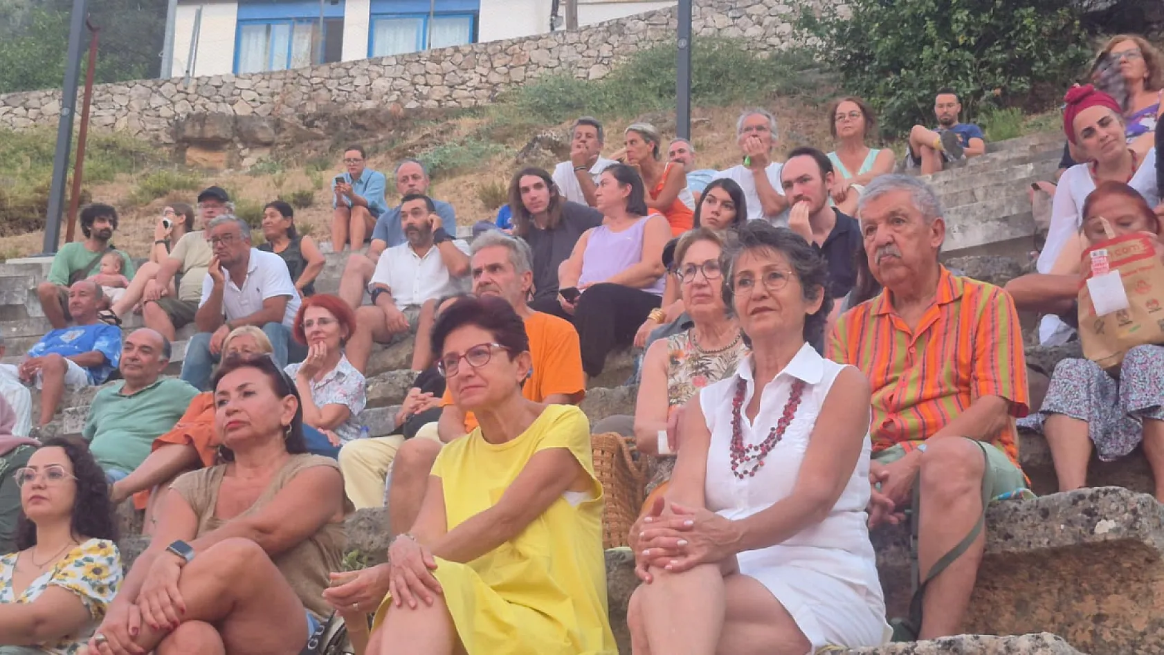 Okay Temiz'den Fethiye'de Unutulmaz Ritim Gecesi