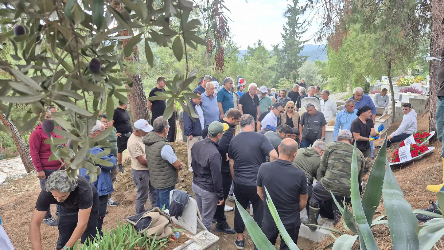 Fethiye'de Mete Ay'ın babası Hasan Ay son yolculuğuna uğurlandı