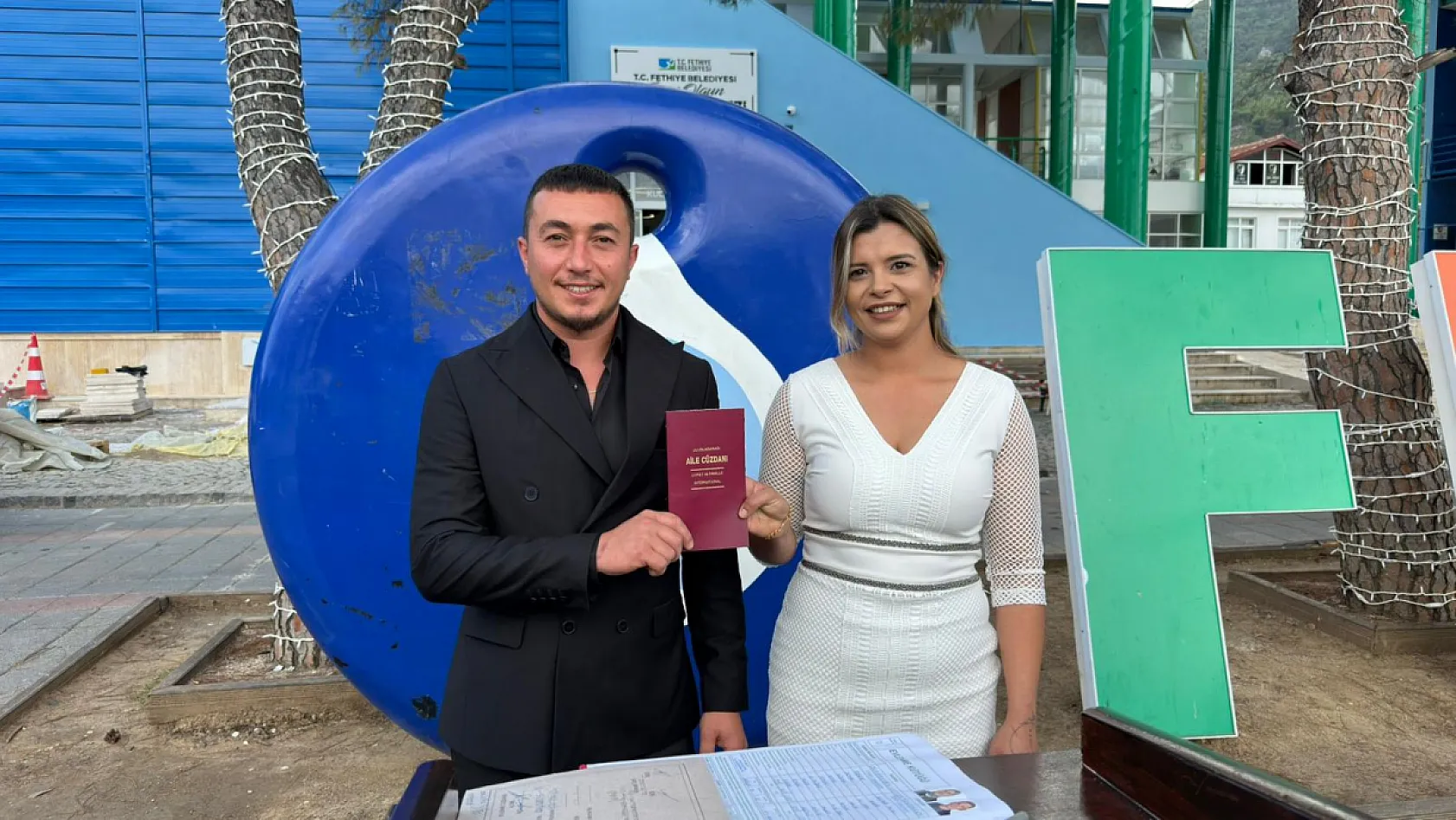 Fethiye'de 11.11 çılgınlığı:10 nikah kıyıldı