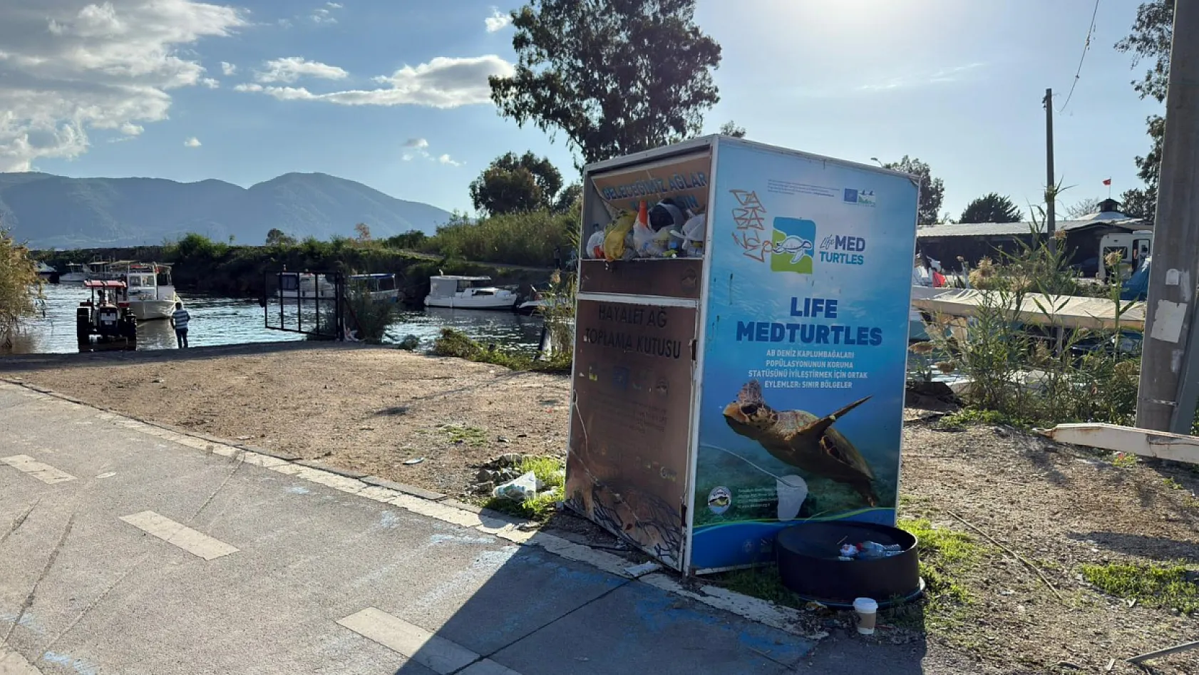 Fethiye Çalış Plajı'nda Hayalet Ağ Kutusu Çöple Doldu