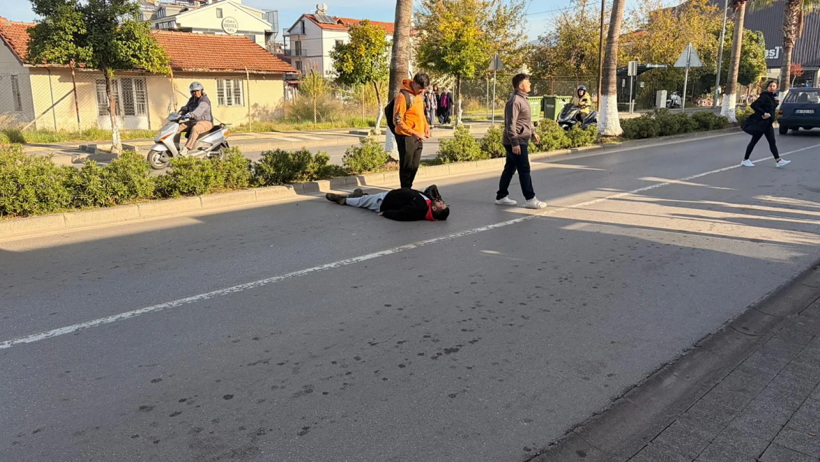 Fethiye Ovacık Köprüsü'nde motosiklet kazası: Sürücü yaralandı