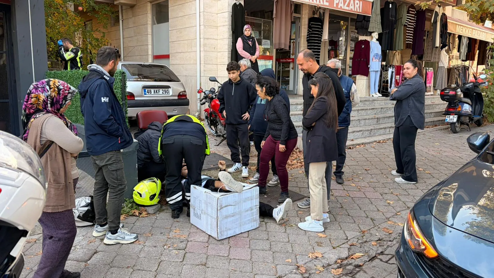 Fethiye'de ters yönden gelen motor araçla çarpıştı: 1 yaralı