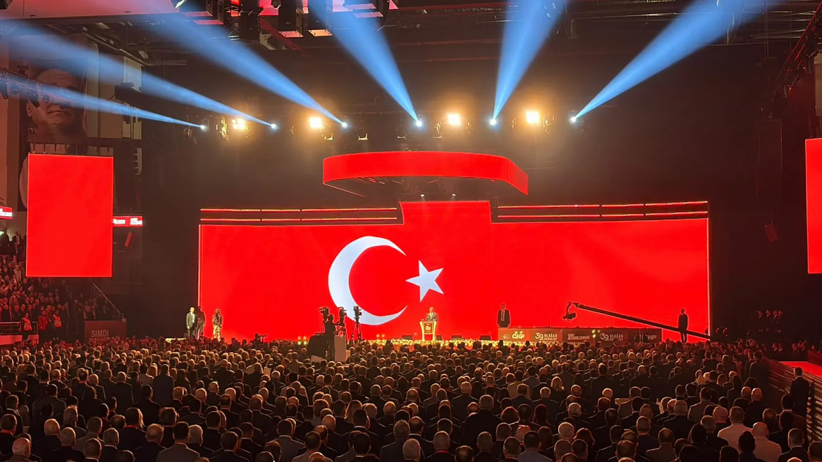CHP'nin 39. Olağan Kurultayı başladı: Muğla'dan yoğun katılım