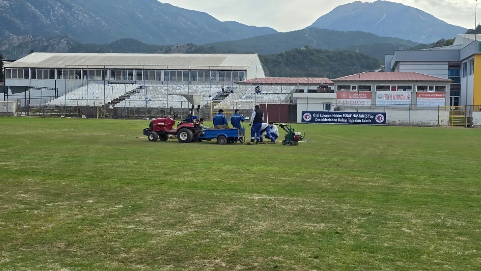 Galatasaray Maçı Öncesi Fethiye İlçe Stadı'nda Yoğun Hazırlık