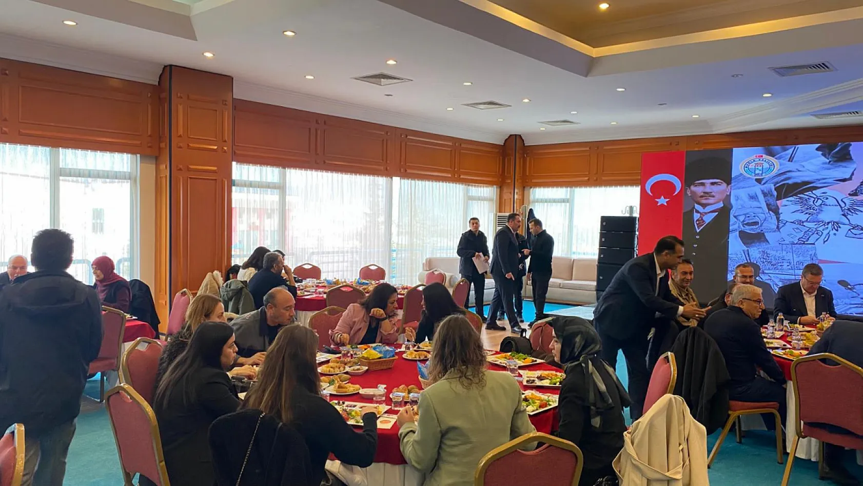 Vali Akbıyık, 2026 yılını Muğla'da 'Gençlik Yılı' olarak ilan etti