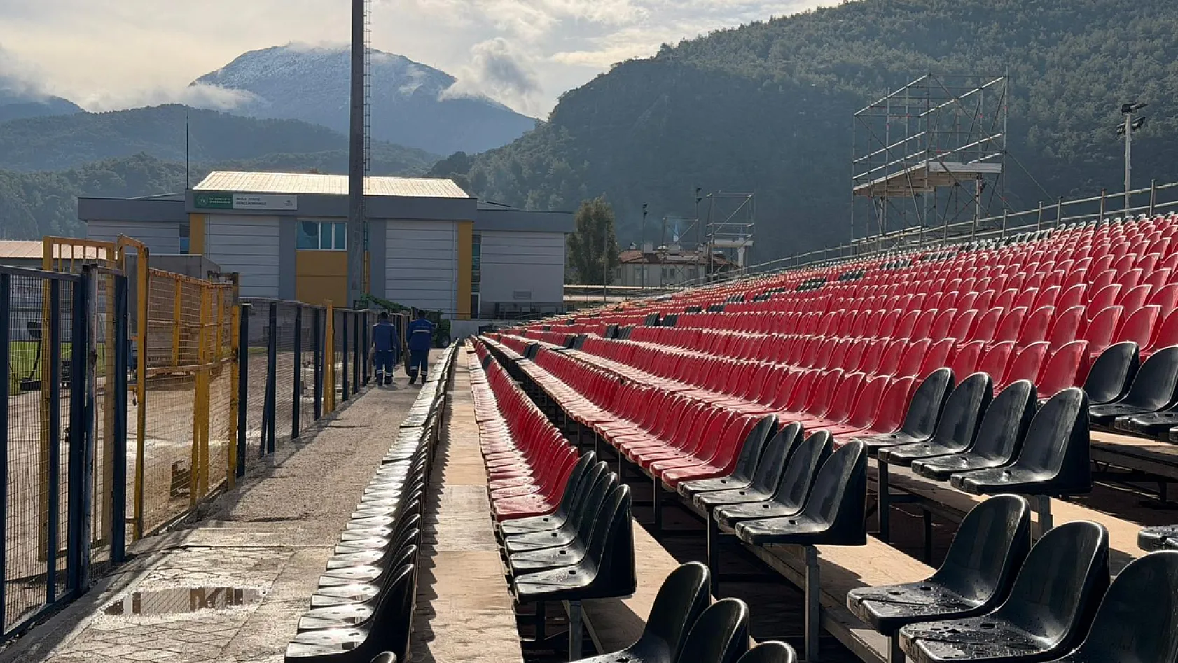 Galatasaray – Fethiyespor Maçı Öncesi Fethiye İlçe Stadı Maça Hazır