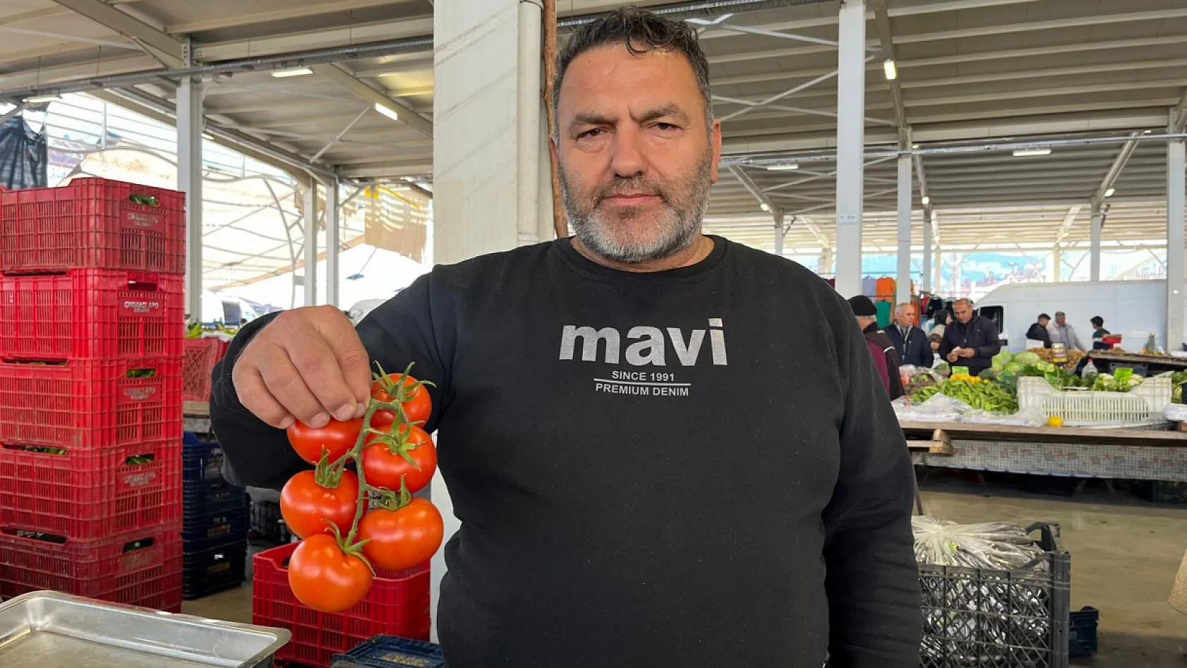 Fethiye'de Pazarcı Esnafı Ersoy Özdemir: 'Marketler pazara göre yüzde 30 daha pahalı'