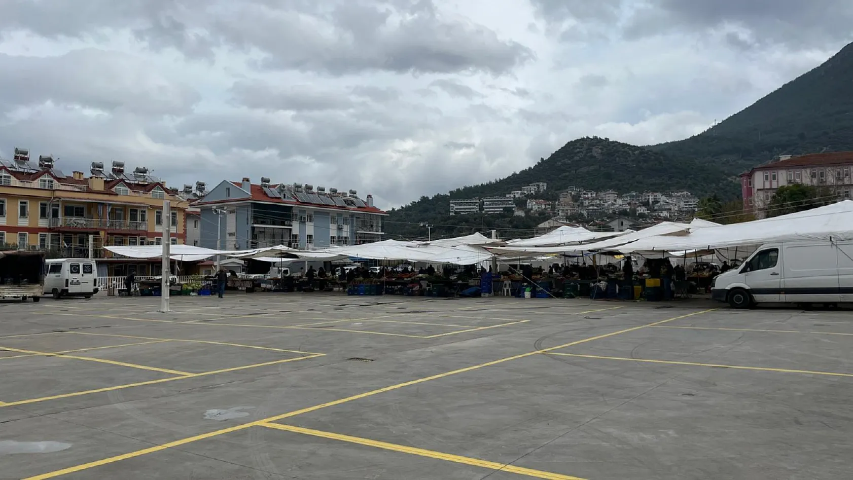 Fethiye'de pazar esnafının talebi karşılandı, küçük dokunuşlar bekleniyor