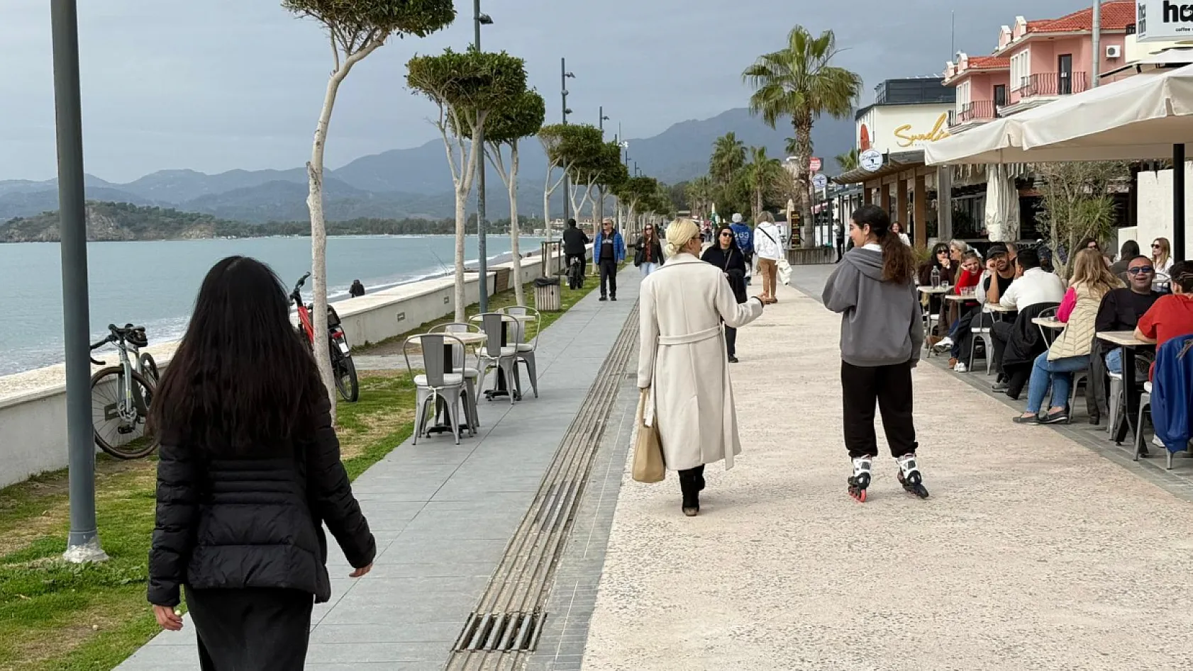 Fethiye'de Pazar'ın tadını Çalış'ta çıkardılar