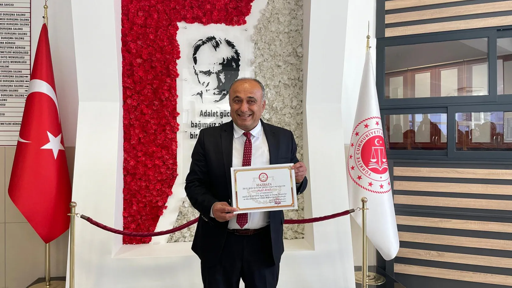 Fethiye Pazarcılar Odası'nda yeni dönem: Başkan Halil Ayat mazbatasını aldı