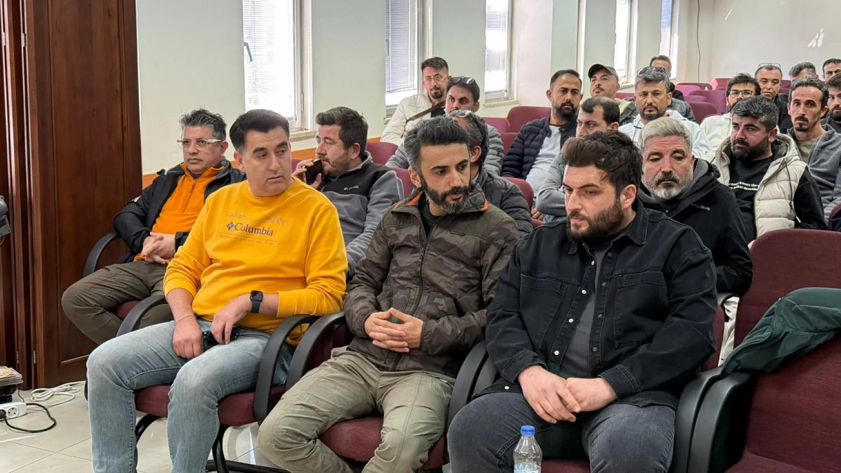 Fethiye'de berber esnafının sorunları masaya yatırıldı