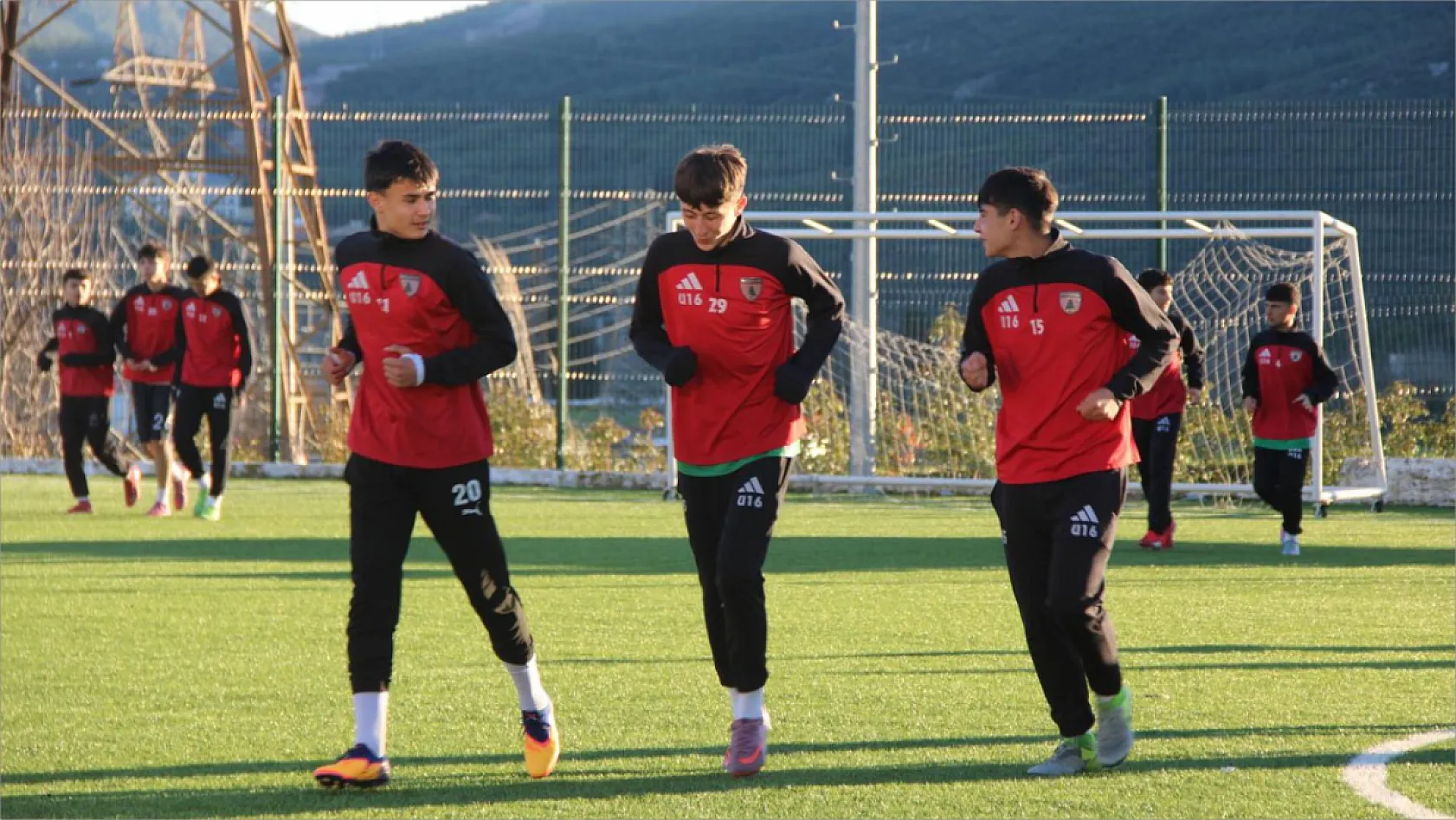 Ege'nin Yeni Futbol Üssü: Muğlaspor Altyapısında 'Milli' Atılım!