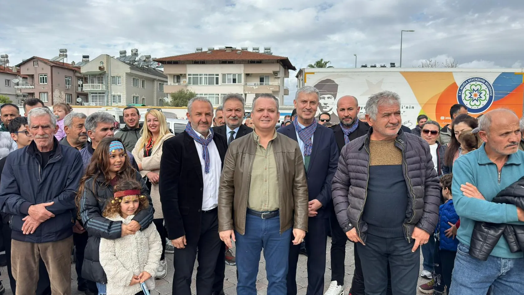 Hamsi Festivali Fethiye'de Coşkuyla Sürüyor: Selçuk Balcı Sahne Alacak