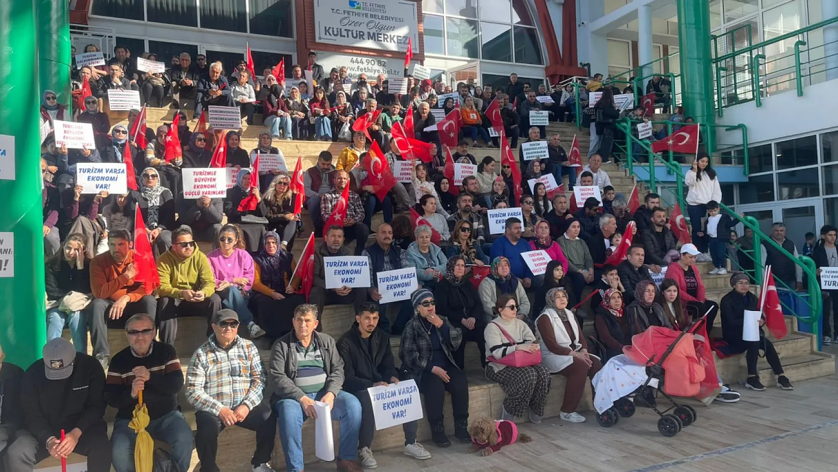 Fethiye'de villa turizmi temsilcilerinden 7464 sayılı yasa çağrısı