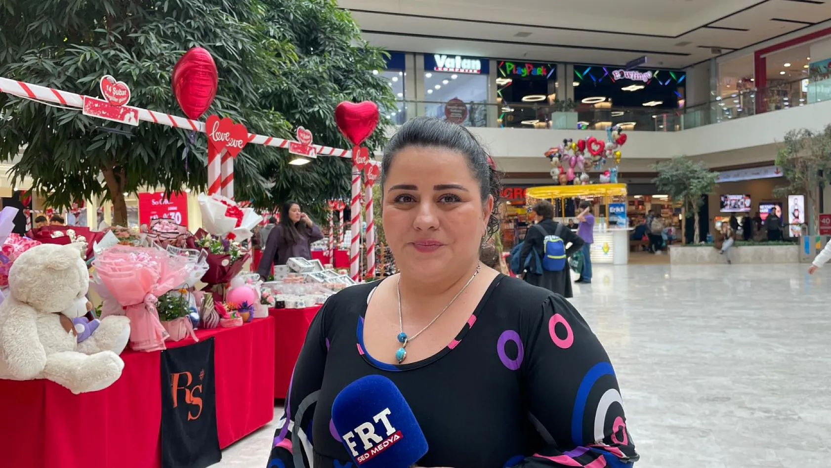 Sevgililer Günü sürprizleri Fethiye AVM'de ziyaretçileri bekliyor