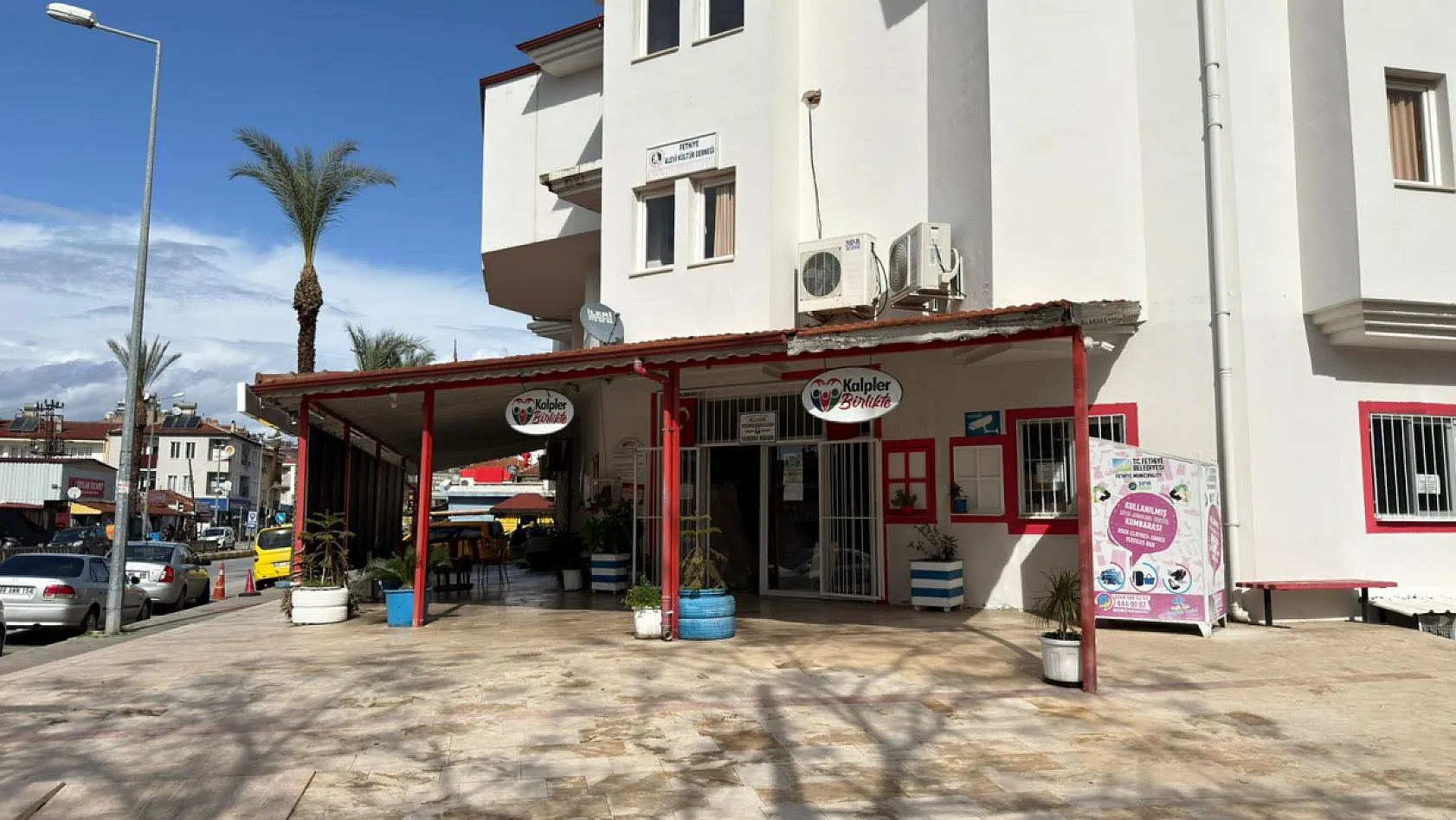 Ramazan kolileri Fethiye'de hanelere ulaştırılmaya başlandı