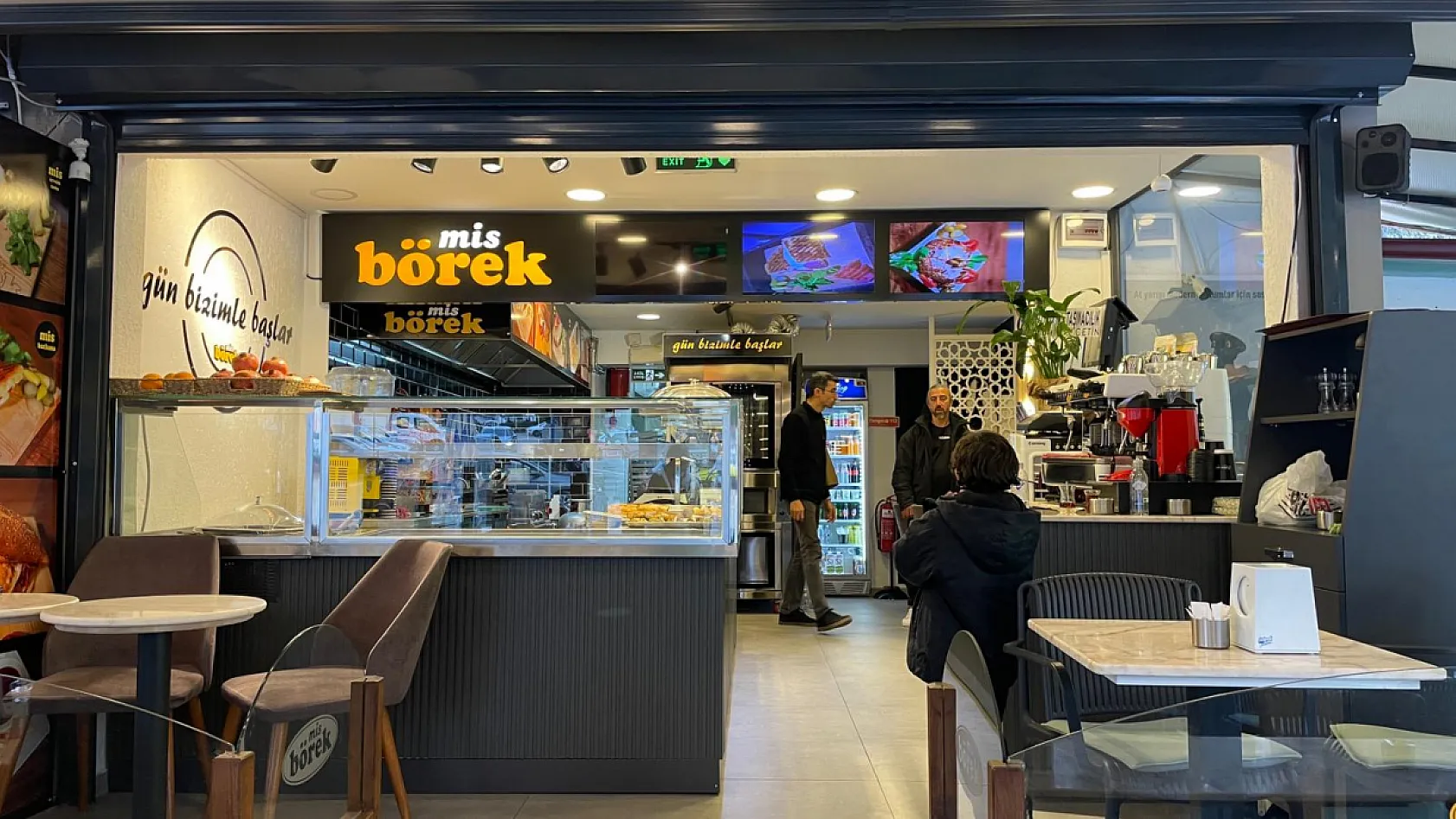 Fethiye'de Mis Börek'ten 14 Şubat'ta dayanışma örneği: Gelirinin yarısını bağışlayacak