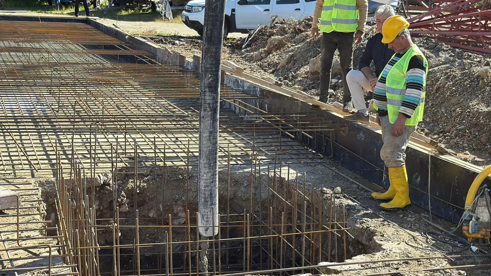 Fethiye'de Sahil Cami'nin temeli dualarla atıldı: Kurban Bayramı'na yetiştirilecek
