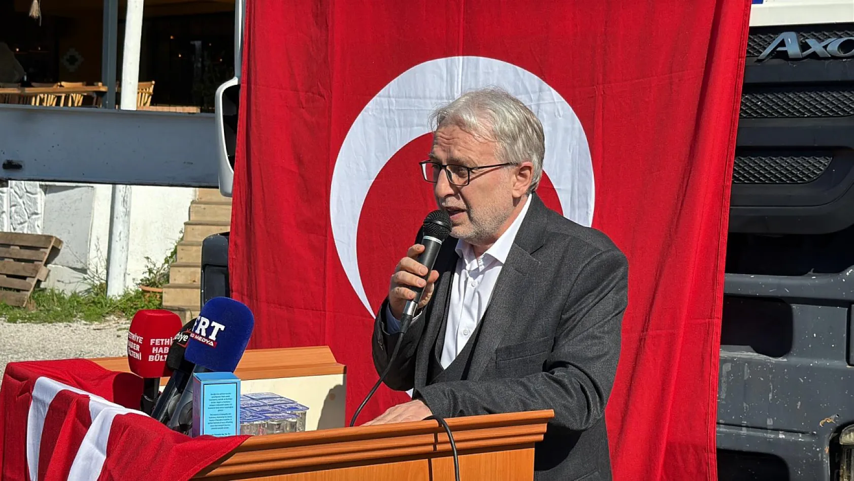 Fethiye'de Sahil Cami'nin temeli dualarla atıldı: Kurban Bayramı'na yetiştirilecek