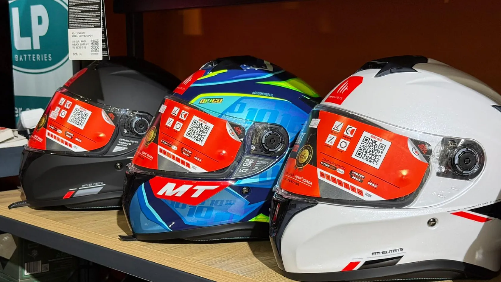 Fethiye'de Motorun'da kask modellerinde yüzde 10 indirim