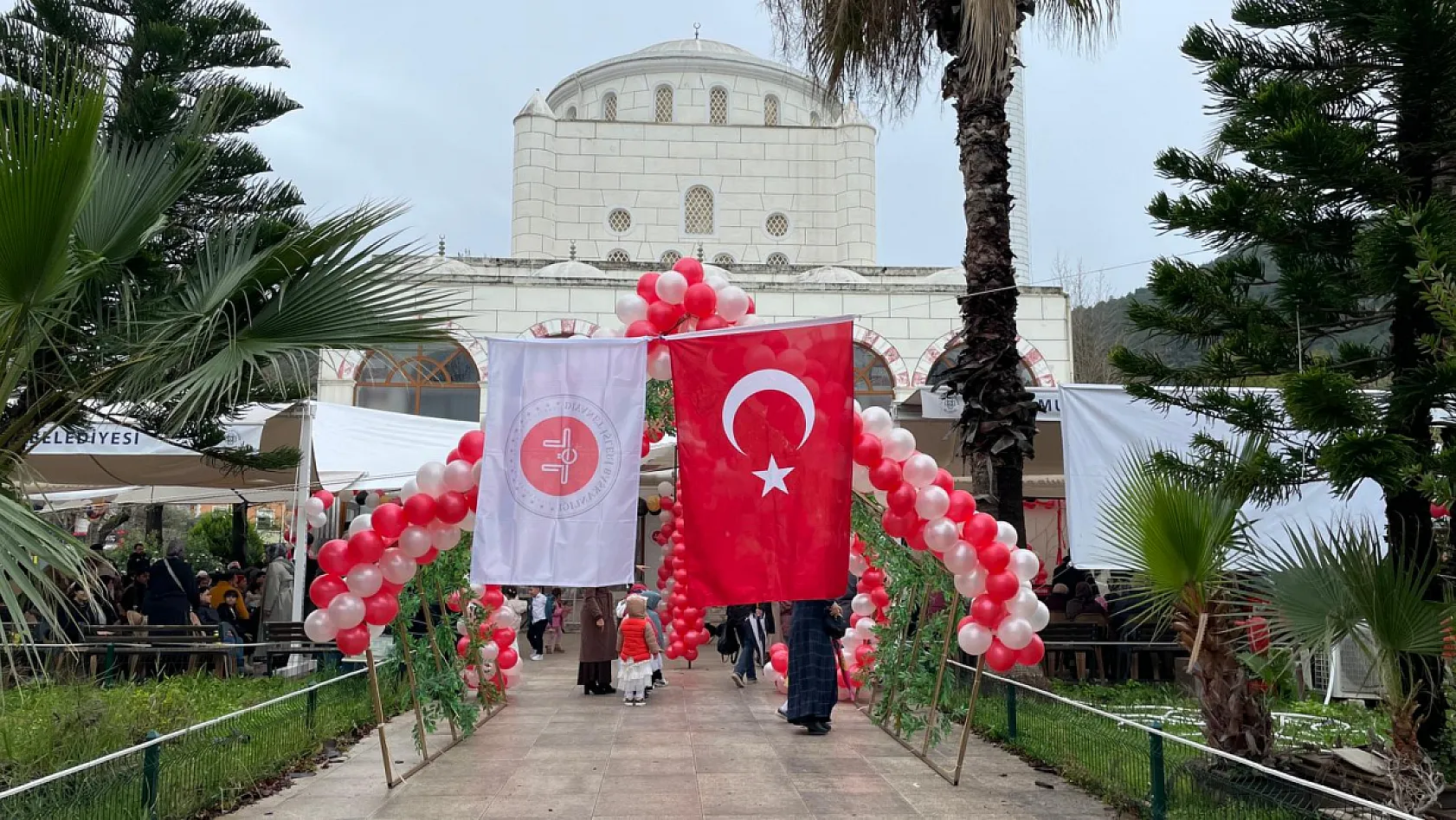 Fethiye'de Ramazan-ı Şerif çocukların neşesiyle karşılandı