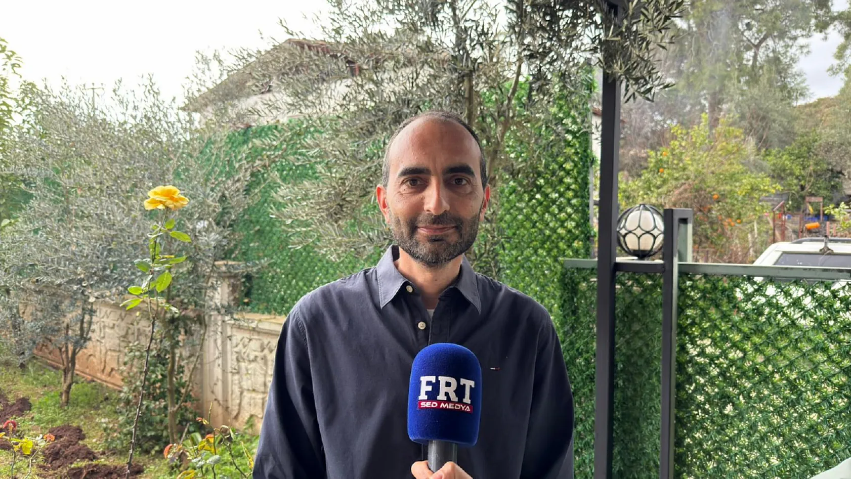 Fethiye'de Turist Rehberi Ozan Sülün: 'Biz Gezmek İçin Değil, Çalışmak İçin Yoldayız'