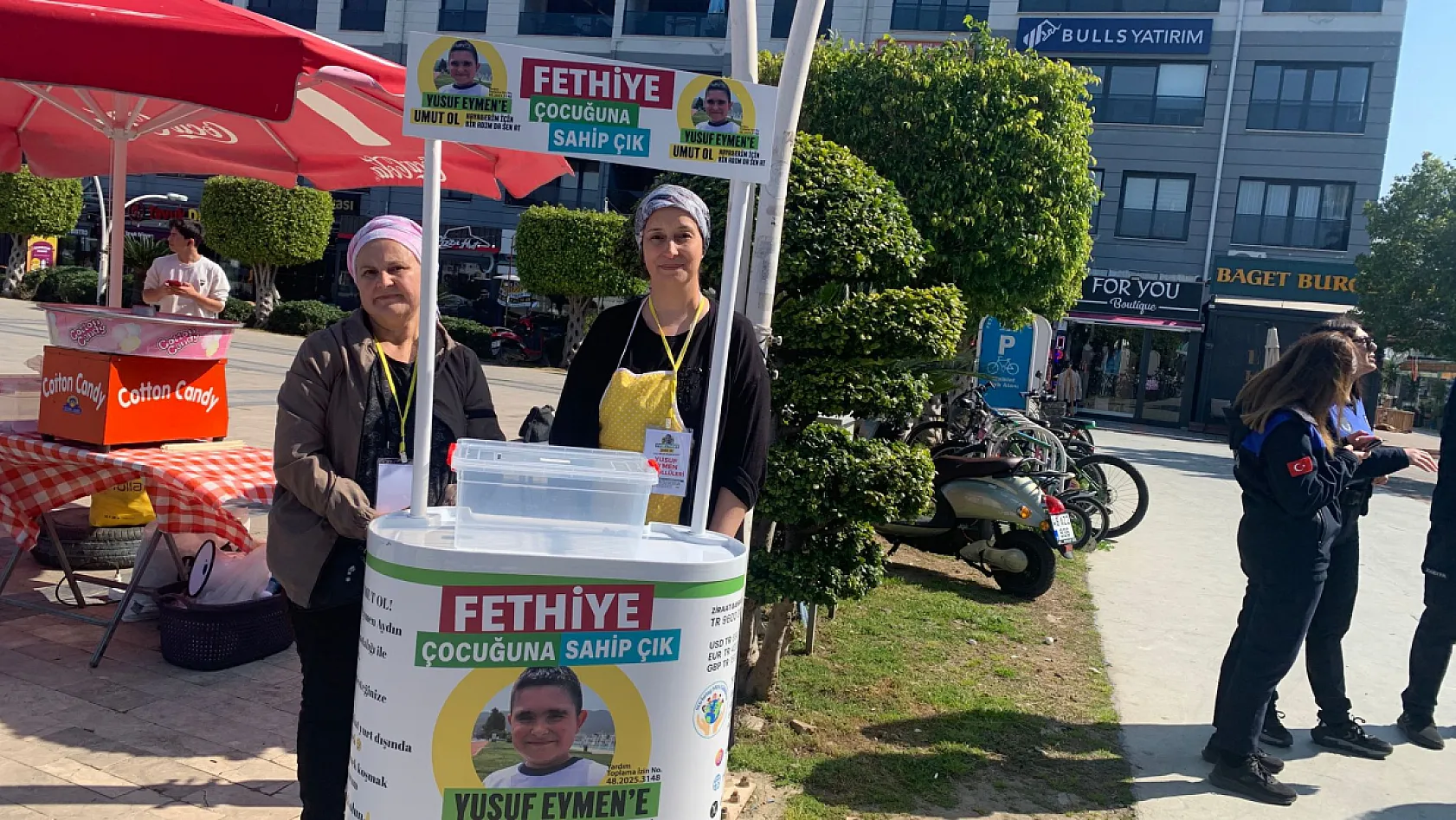 Fethiye'de 8 Mart coşkusu başladı: Beşkaza Meydanı'nda stantlar kuruluyor