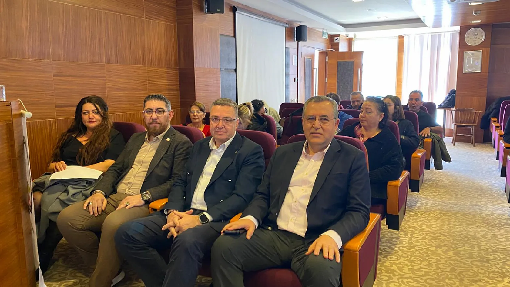 Gazeteciler Fethiye'de toplandı: İGD'de H. Seda Köktener dönemi devam ediyor