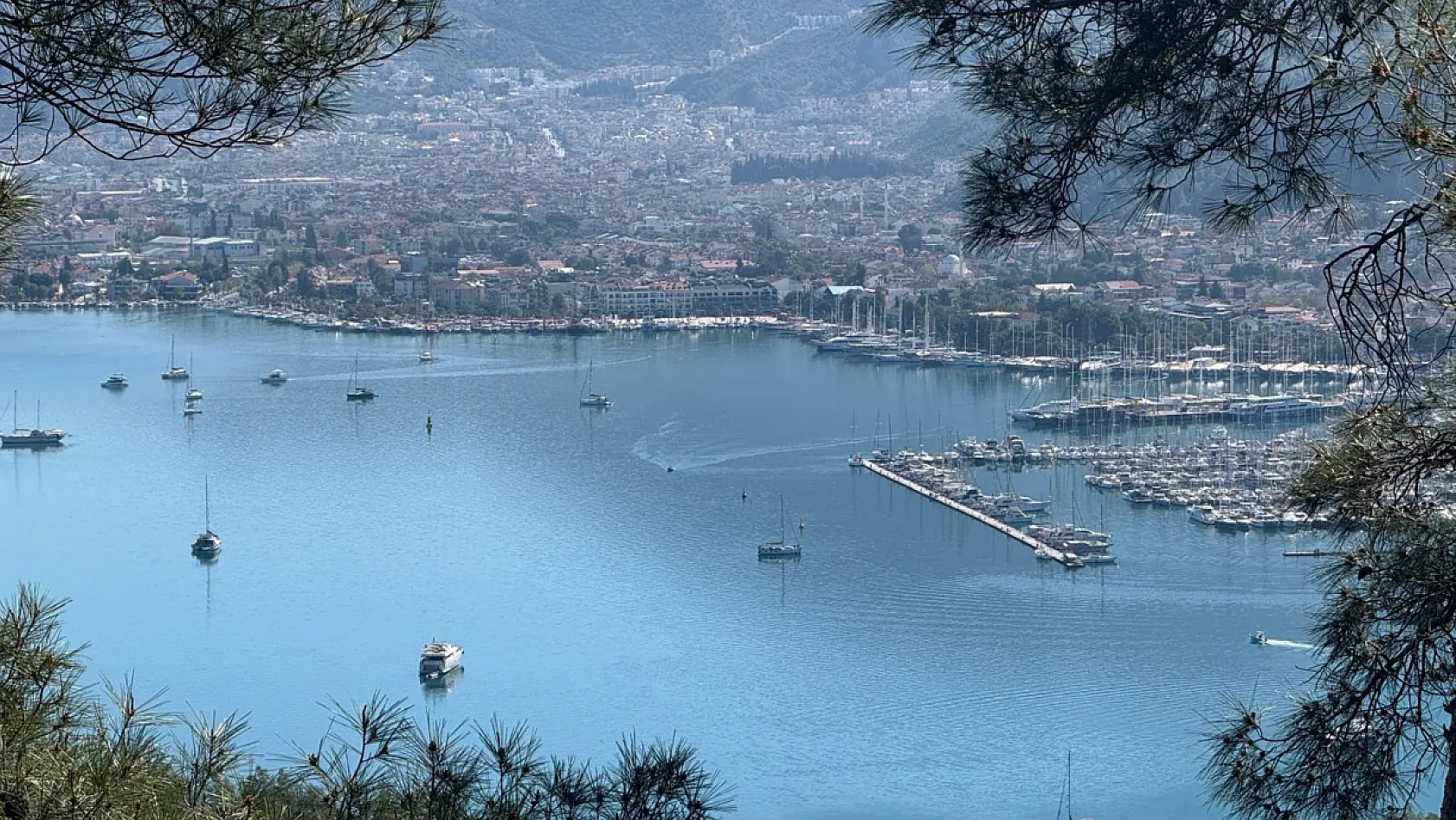 Özgen Uysal'dan Fethiye ve bölge turizmi açıklaması: 'Rezervasyon düşüşü geçici'