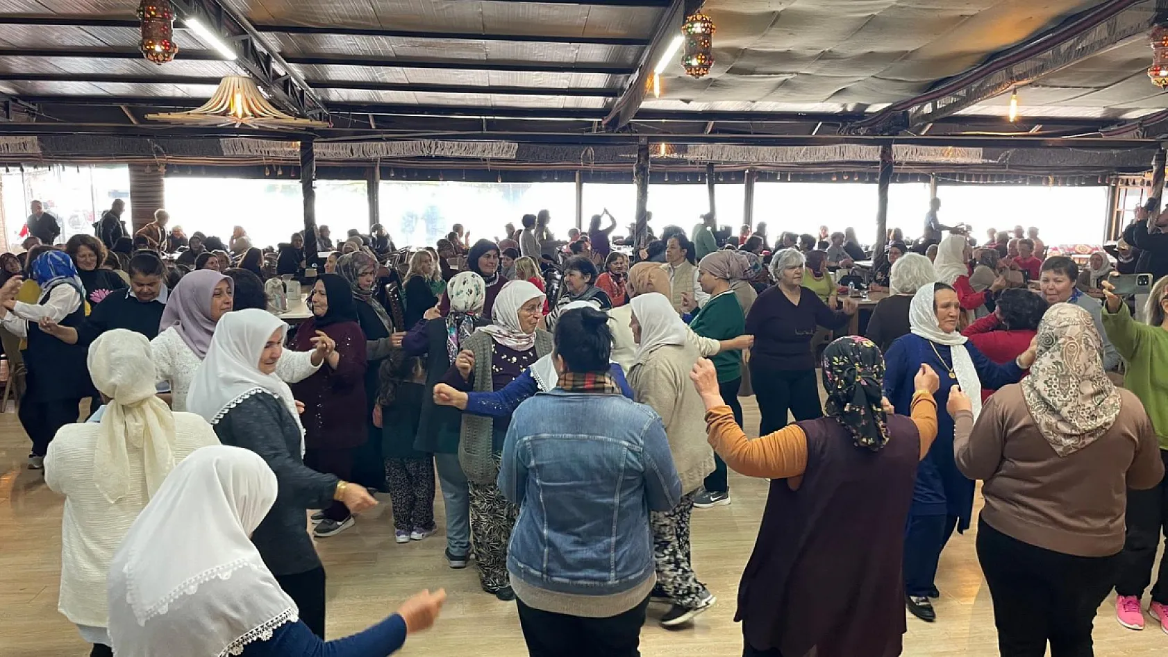 Fethiye'de keşkek ve dayanışma buluşması: 26 yıllık gelenek devam ediyor