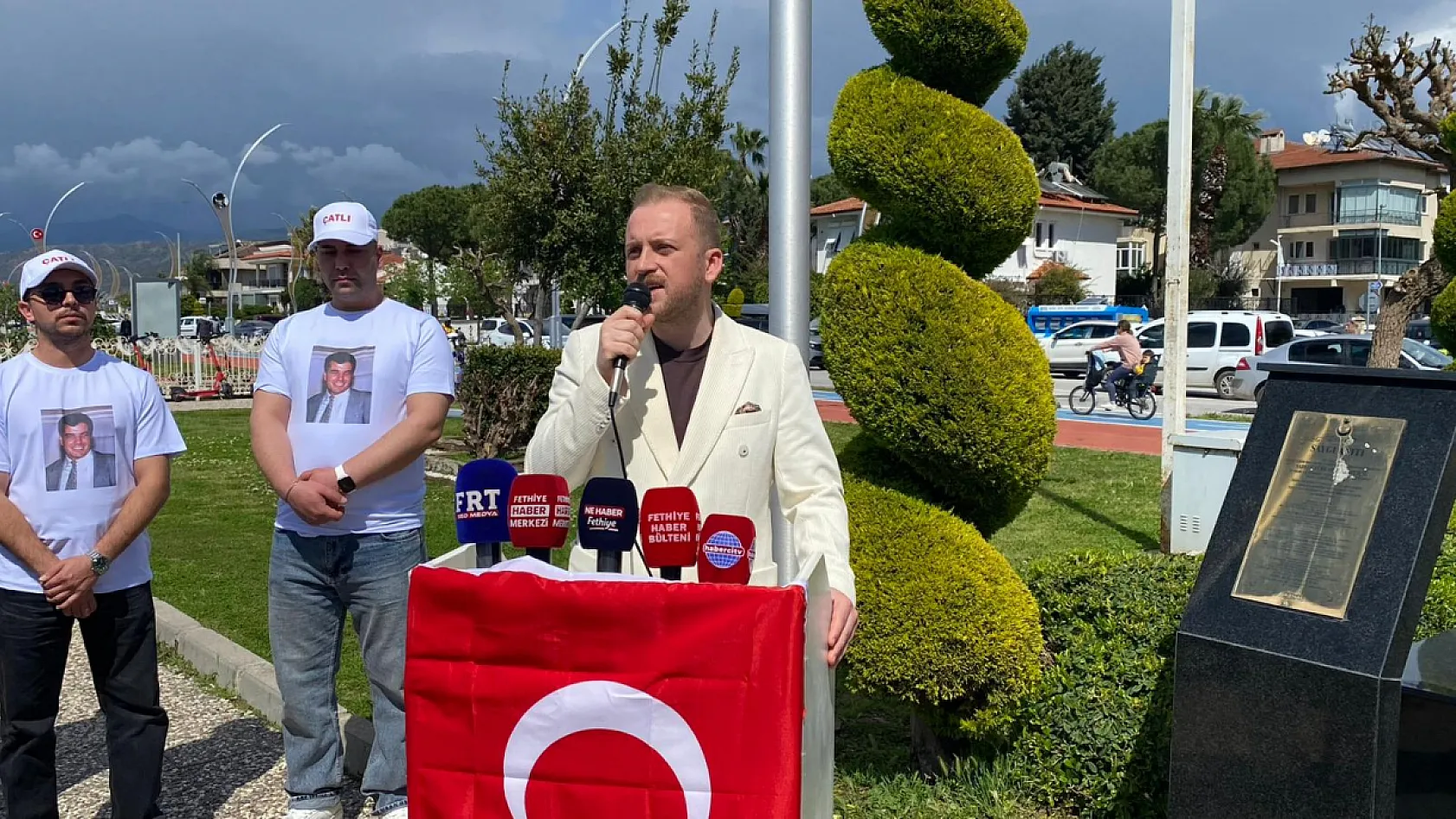 Fethiye'de ASALA tarafından şehit edilen diplomatlar anıldı