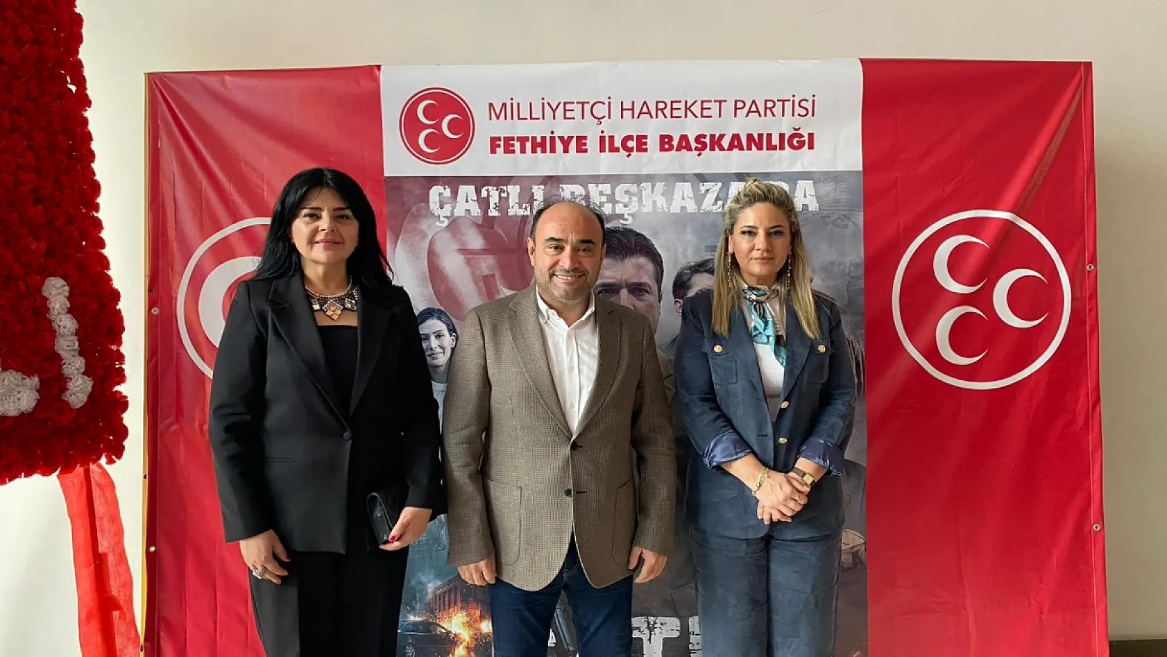 Fethiye'de 'Çatlı' filmi izlendi, söyleşi gerçekleştirildi
