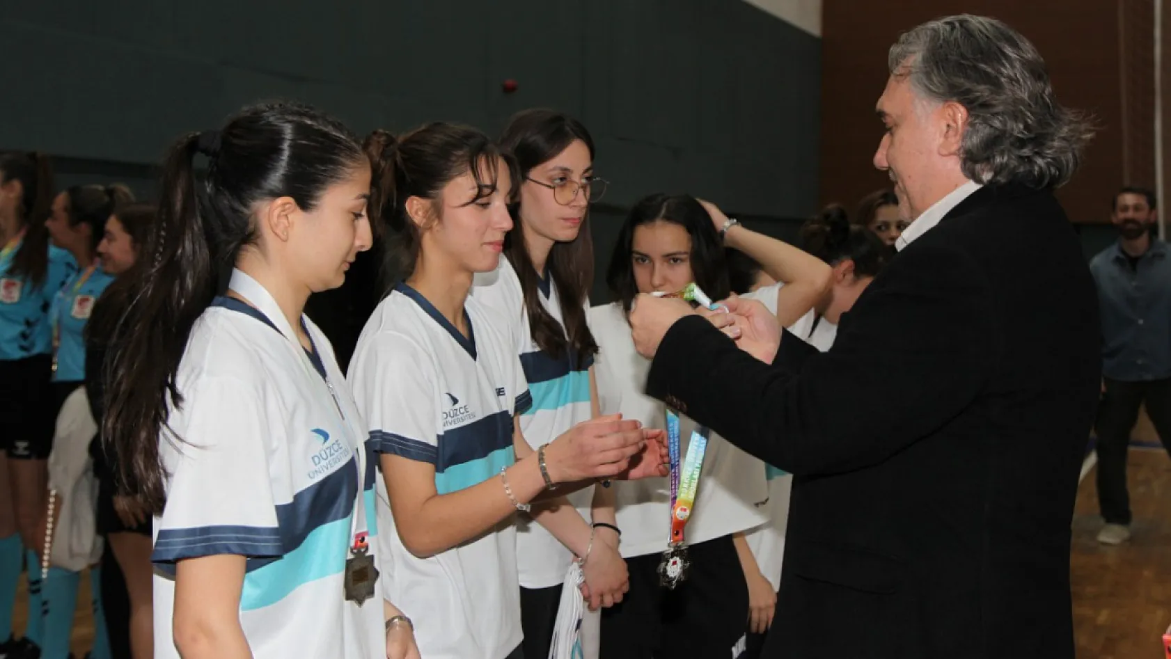 MSKÜ Kadın Futsal Takımı Şampiyon Oldu, Süper Lig'e Yükseldi