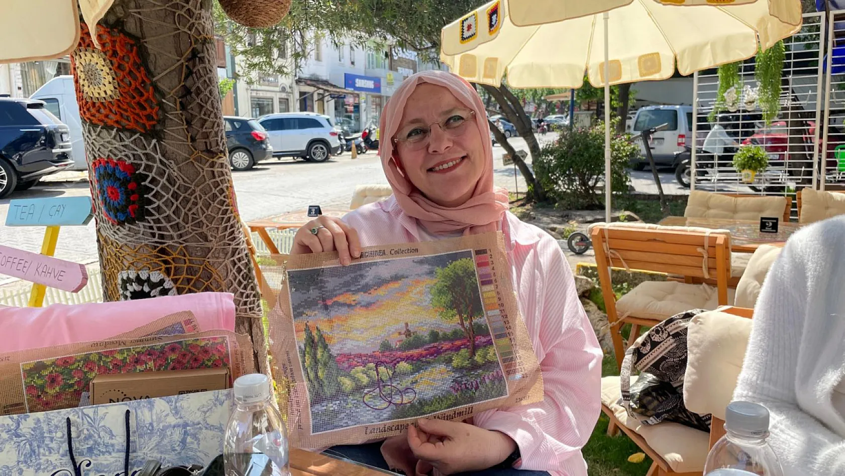 Fethiye'de Kadınlar Hobileriyle Hem Üretiyor Hem Sosyalleşiyor