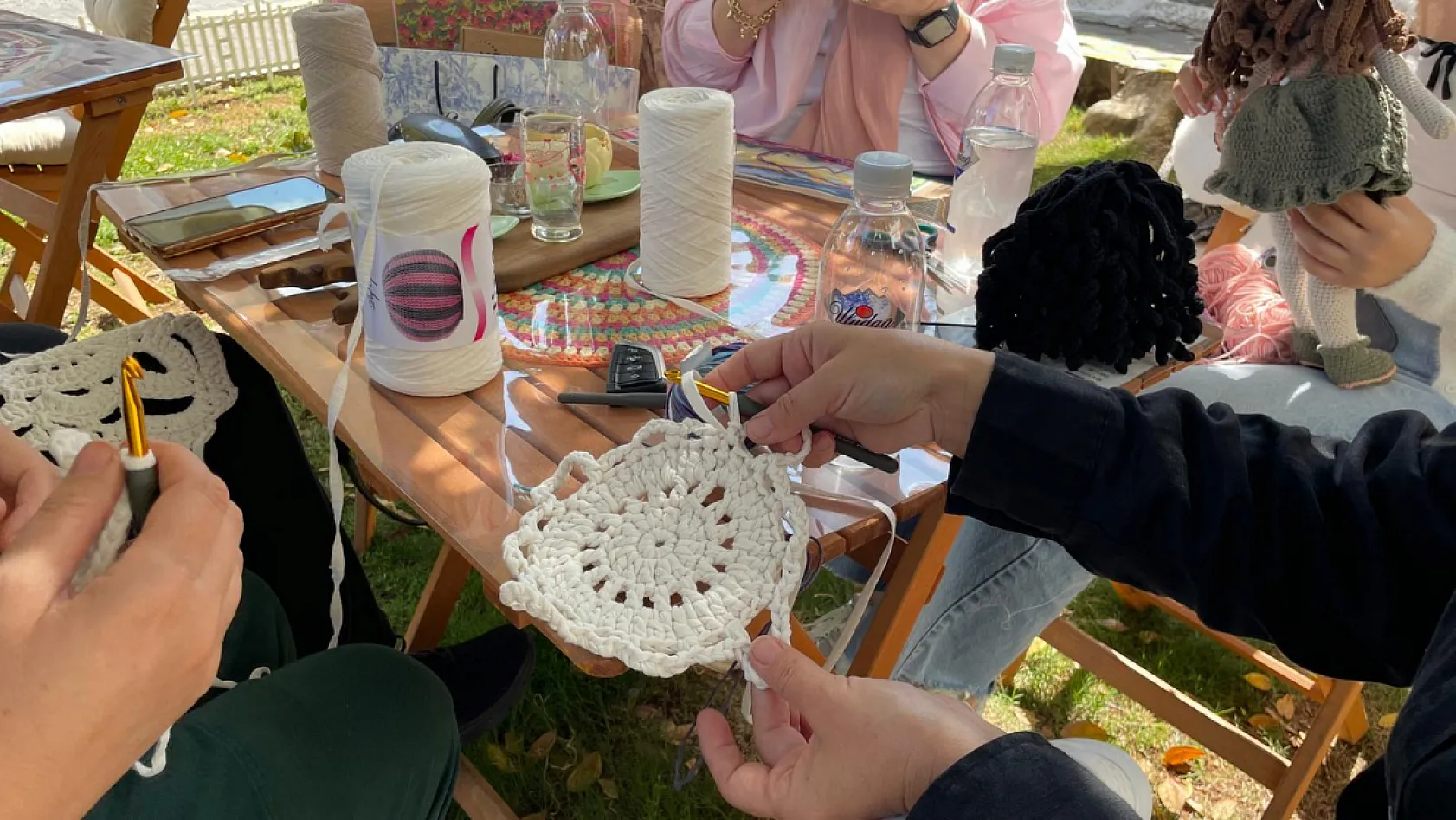Fethiye'de Kadınlar Hobileriyle Hem Üretiyor Hem Sosyalleşiyor