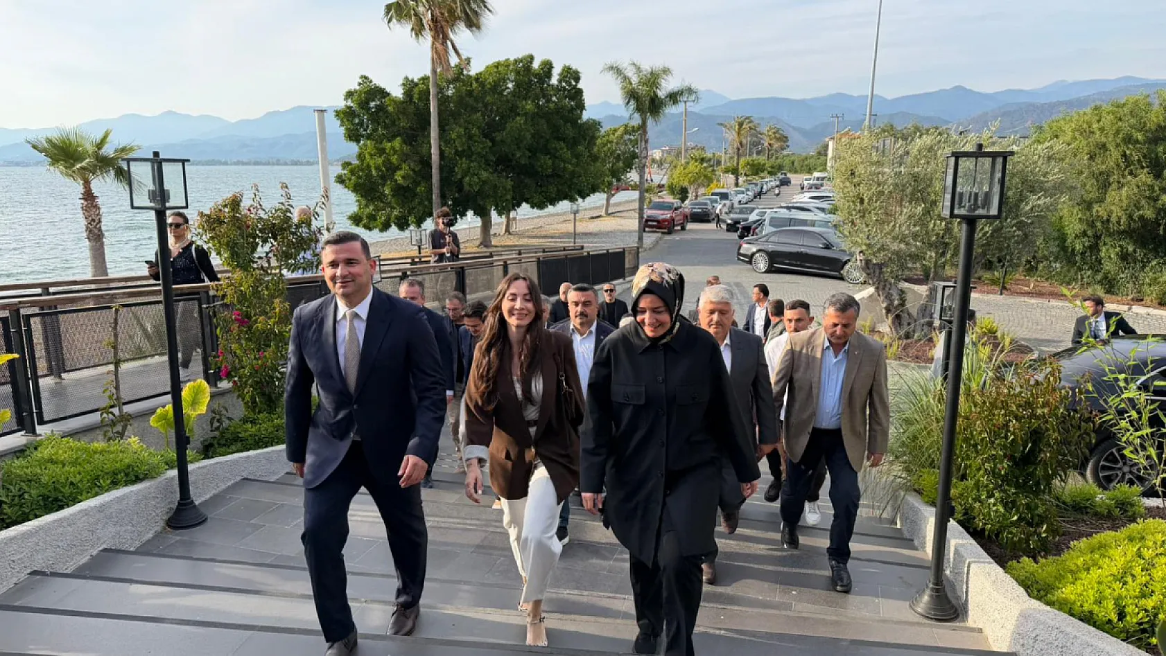 AK Partili Kaya, Fethiye'de şehit yakınları ve gazilerle buluştu