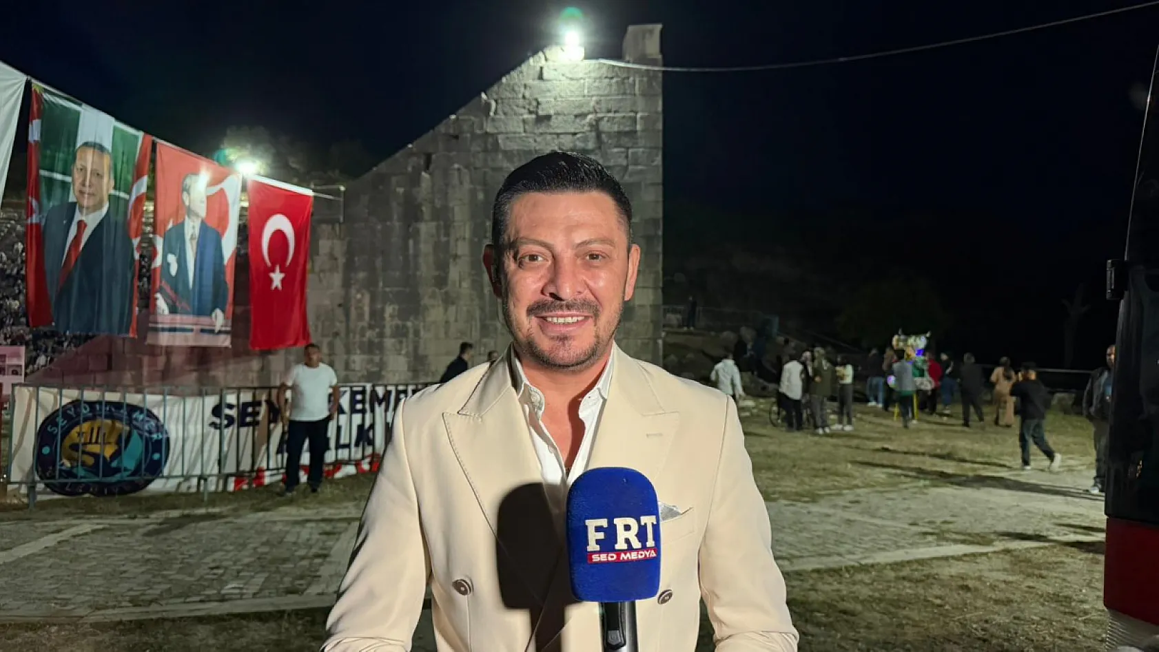 Seydikemer'de Kumluova Domates Festivali, konserlerle taçlandı