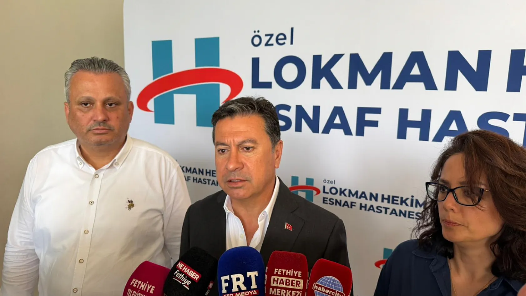 Muğla Büyükşehir Belediye Başkanı Ahmet Aras'tan Alim Karaca'ya Hastane Ziyareti