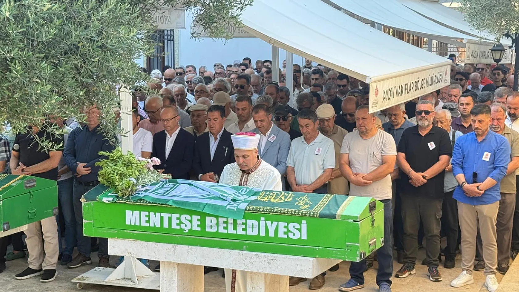 Muğlaspor emektarı Akın Çavaş son yolculuğuna uğurlandı