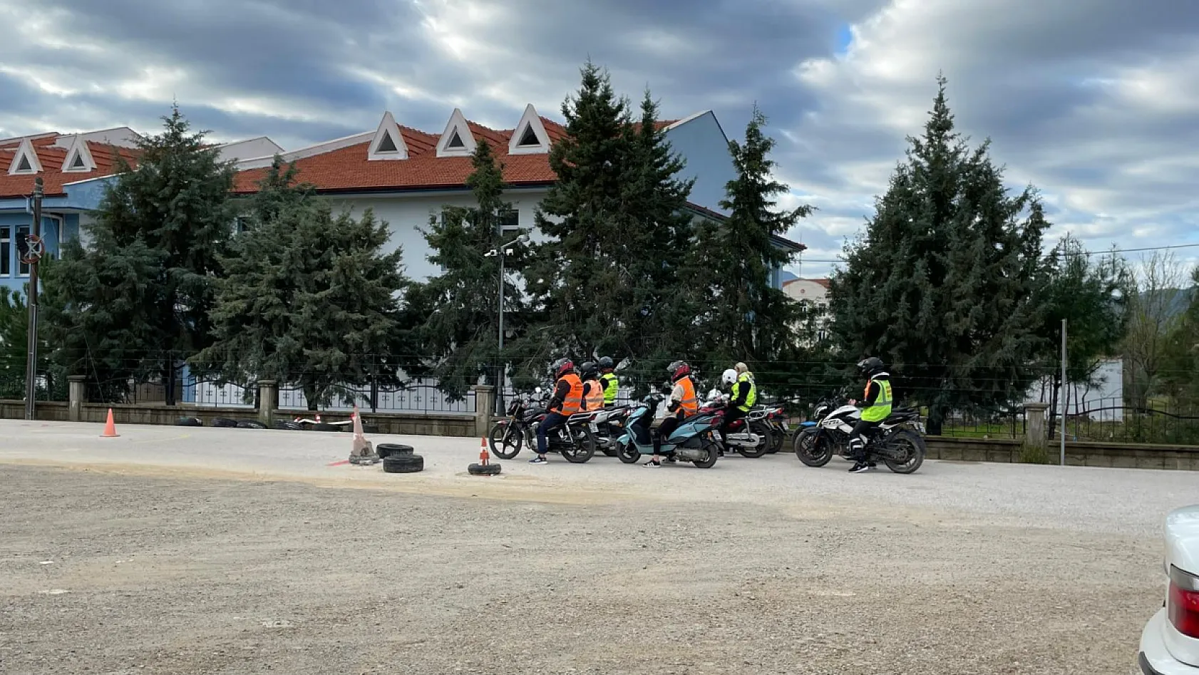 Yaz sezonu öncesi Fethiye'de motosiklet ehliyetine yoğun ilgi
