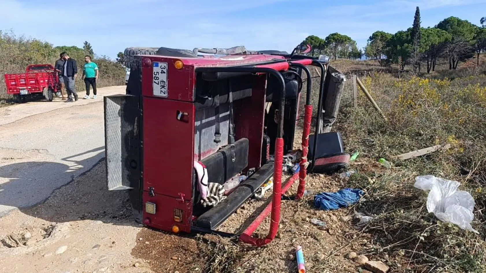 Safari Aracı Devrildi: 9 Turist Yaralandı