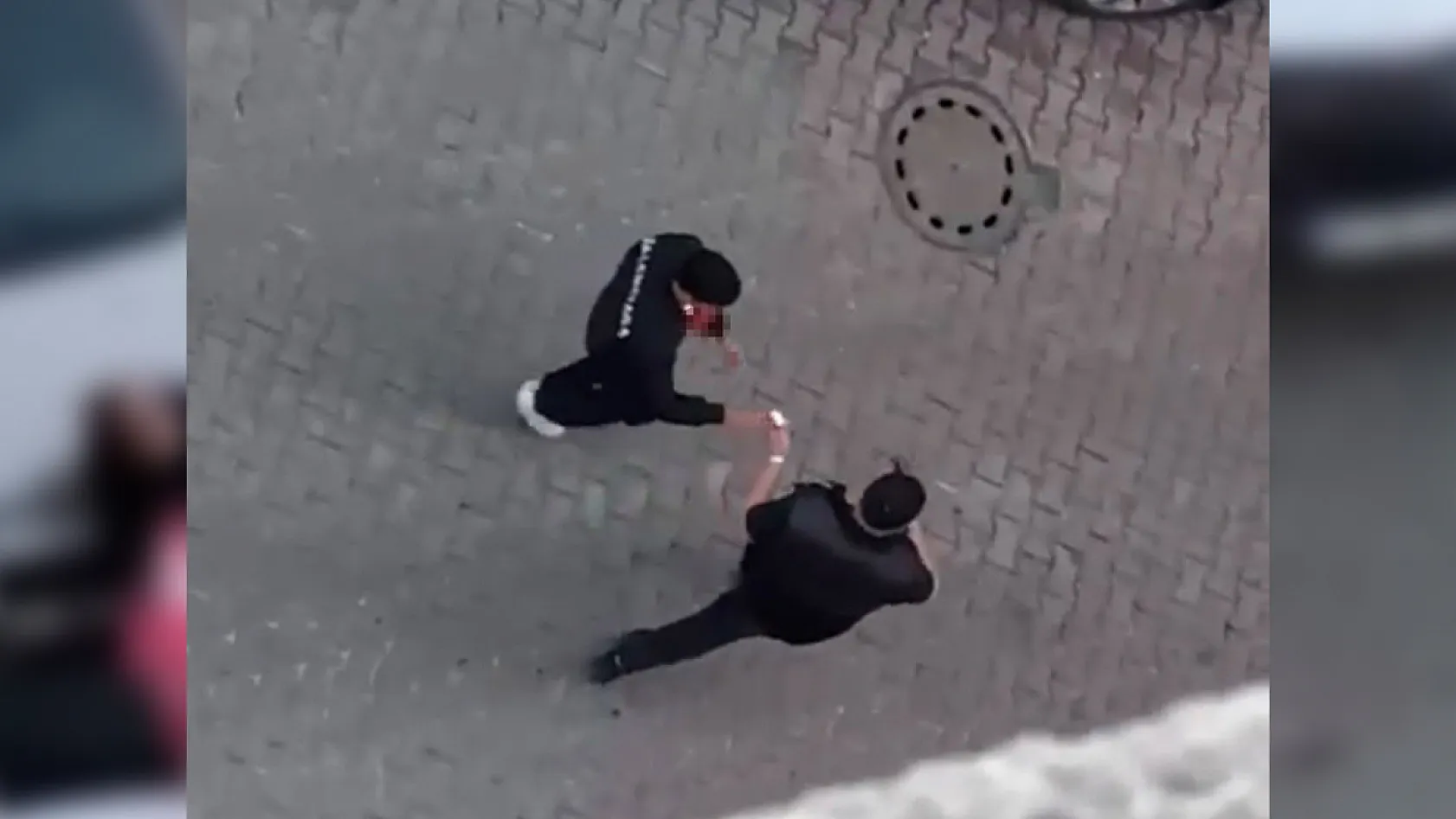 Servis şoförünü kuzenine vurdurdu