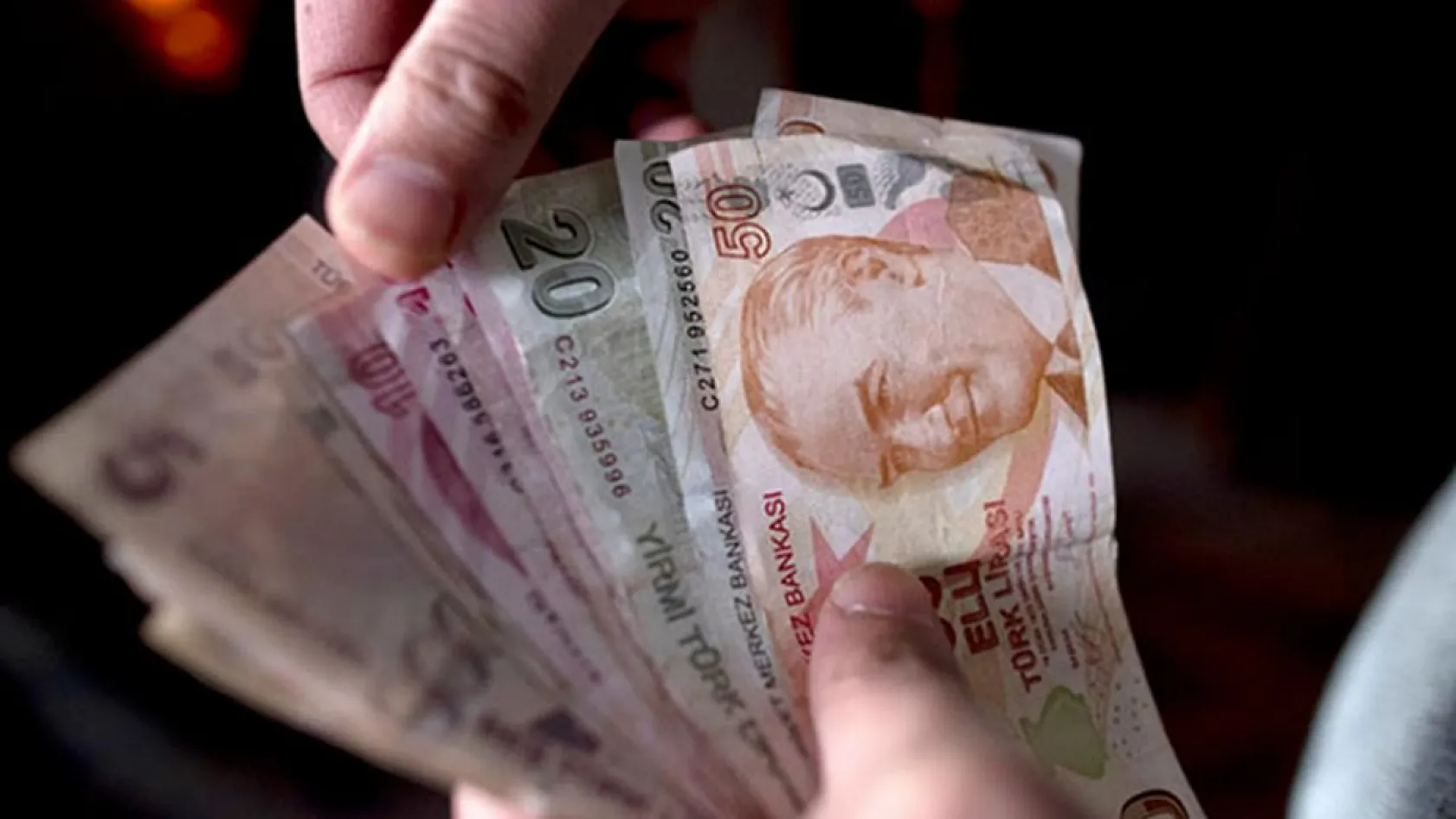 Zamlı emekli maaşları bu ay yatıyor mu? Resmi açıklama hakkında detaylar