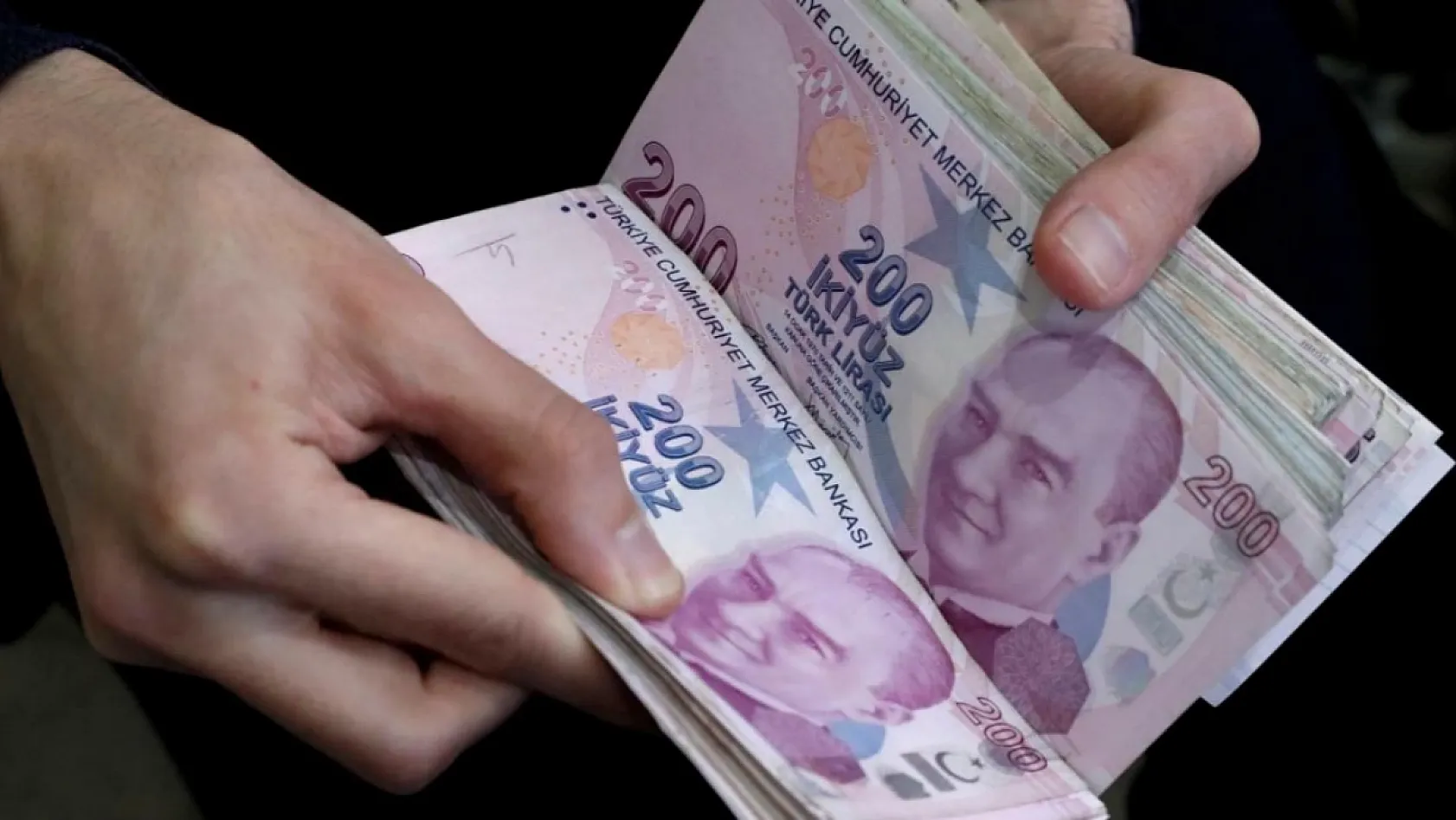Zamlı emekli maaşları bu ay yatıyor mu? Resmi açıklama hakkında detaylar