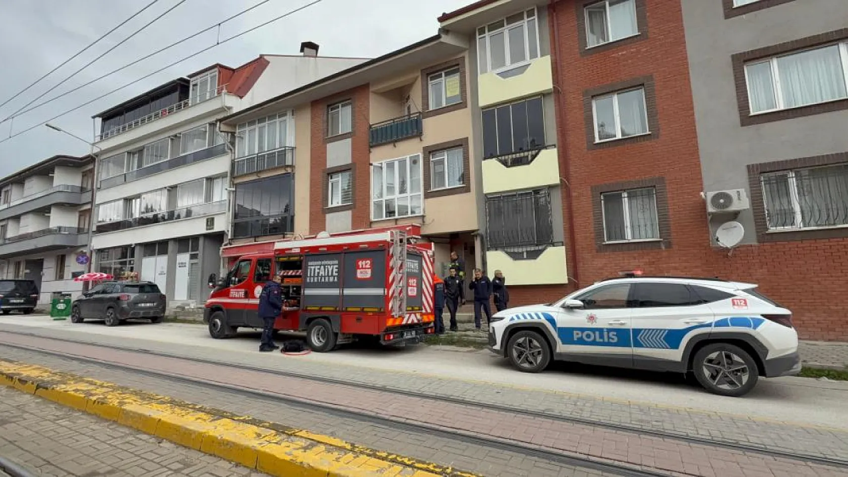 Zehirlendiği düşünülen ve ekipleri teyakkuza geçiren öğrencinin kulaklıkla uyuduğu ortaya çıktı